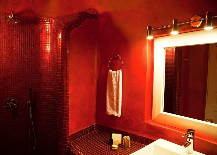 Whitedeck Santorini 2* Имеровигли