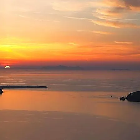 Whitedeck Santorini Hotel Imerovigli (Santorini)