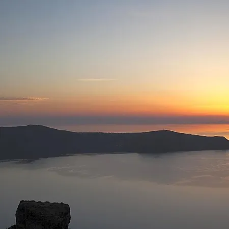 Whitedeck Santorini