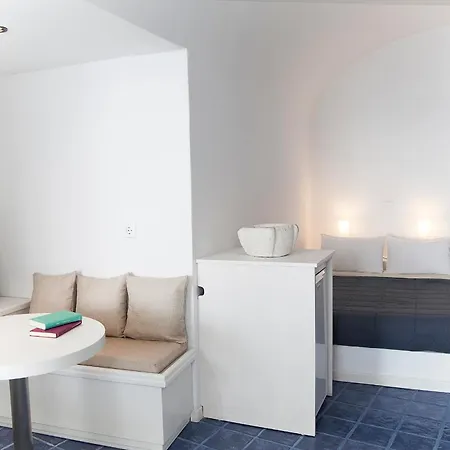 Whitedeck Santorini 2* Imerovigli