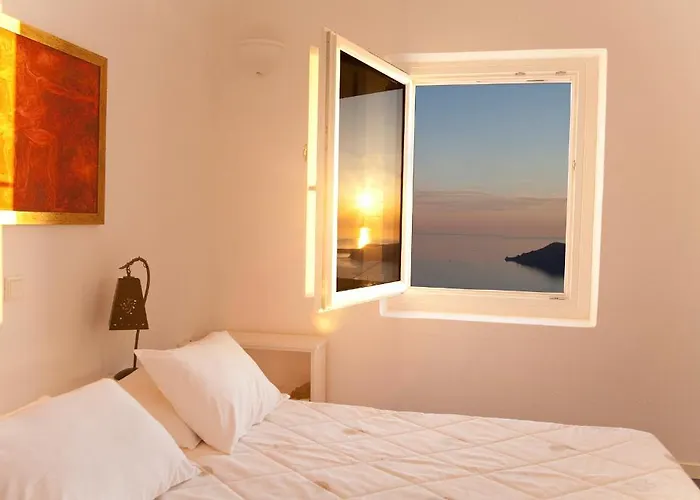 Whitedeck Santorini Szálloda 2*