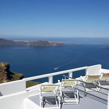 Whitedeck Santorini