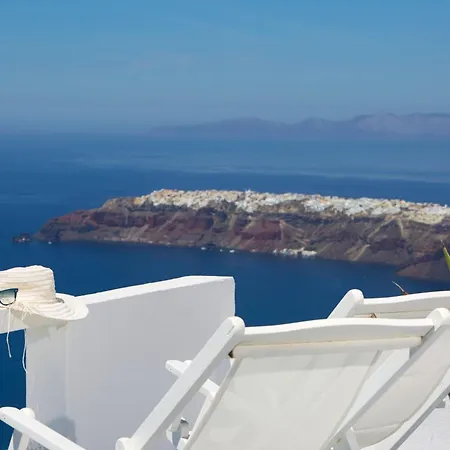 Отель Whitedeck Santorini 2*