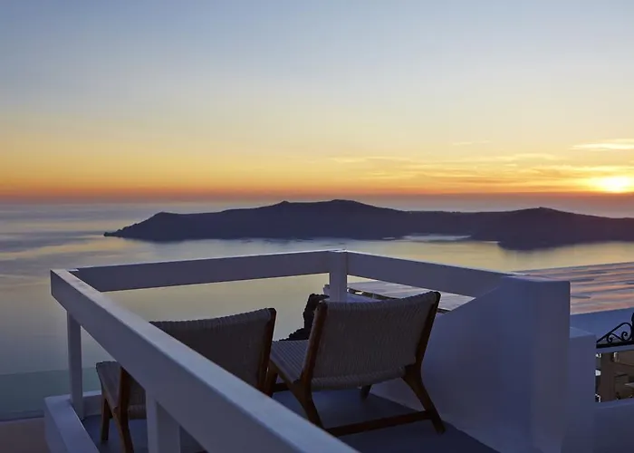 מלון Whitedeck Santorini 2*