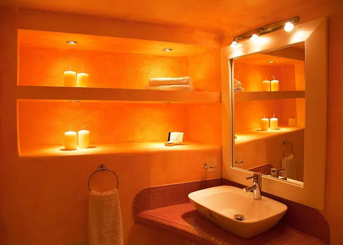 Whitedeck Santorini מלון