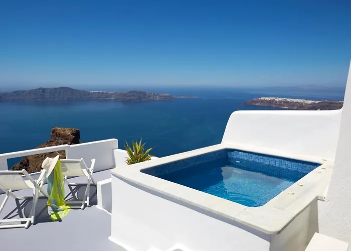 Whitedeck Santorini מלון