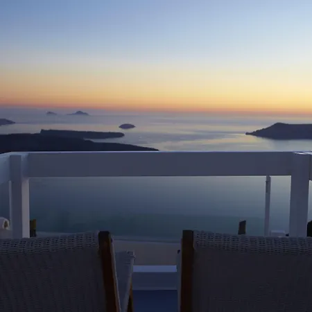 Hotell Whitedeck Santorini 2*