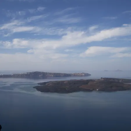 Whitedeck Santorini Hotell 2*